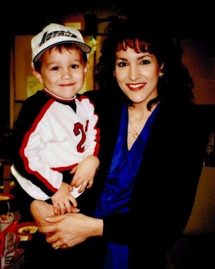 Young Austin with her mother 