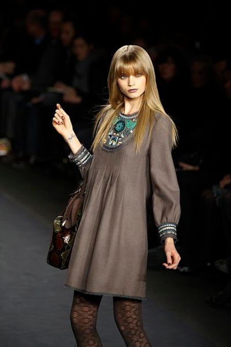 Abbey Lee walking for Anna Sui in 2010

Image Source: Wiki Wand