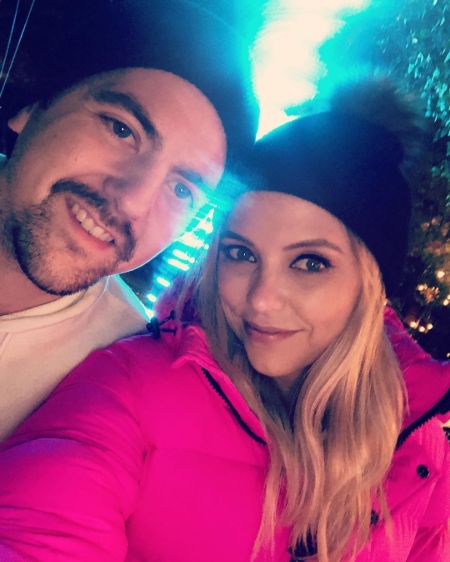 Voelkel began dating Robertson since October 2016 

Image Source: Twitter