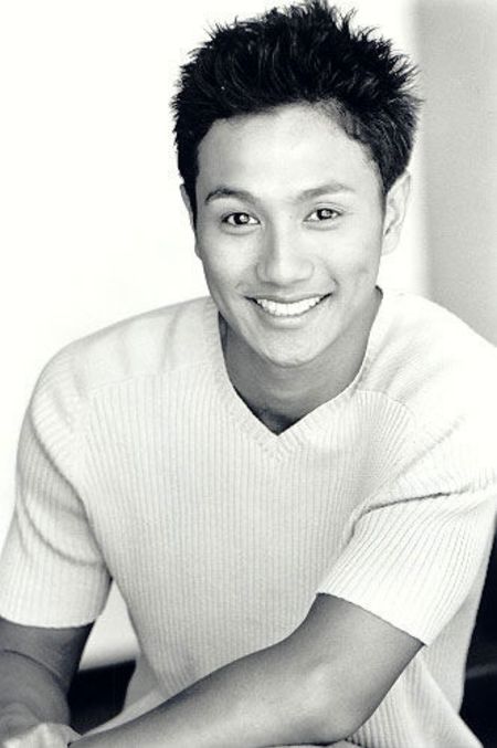 Alian Uy is a Filipino-born American actor popular for The Morning Show

Image Source: IMDB