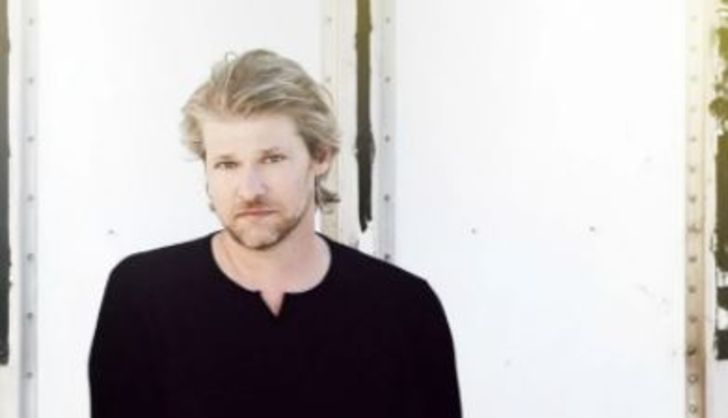 Todd Lowe