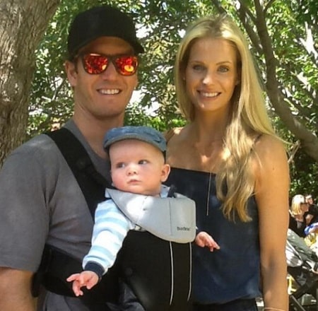 McGinn with her husband and kid
