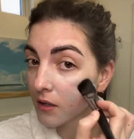Shannon Schotter is a makeup artist