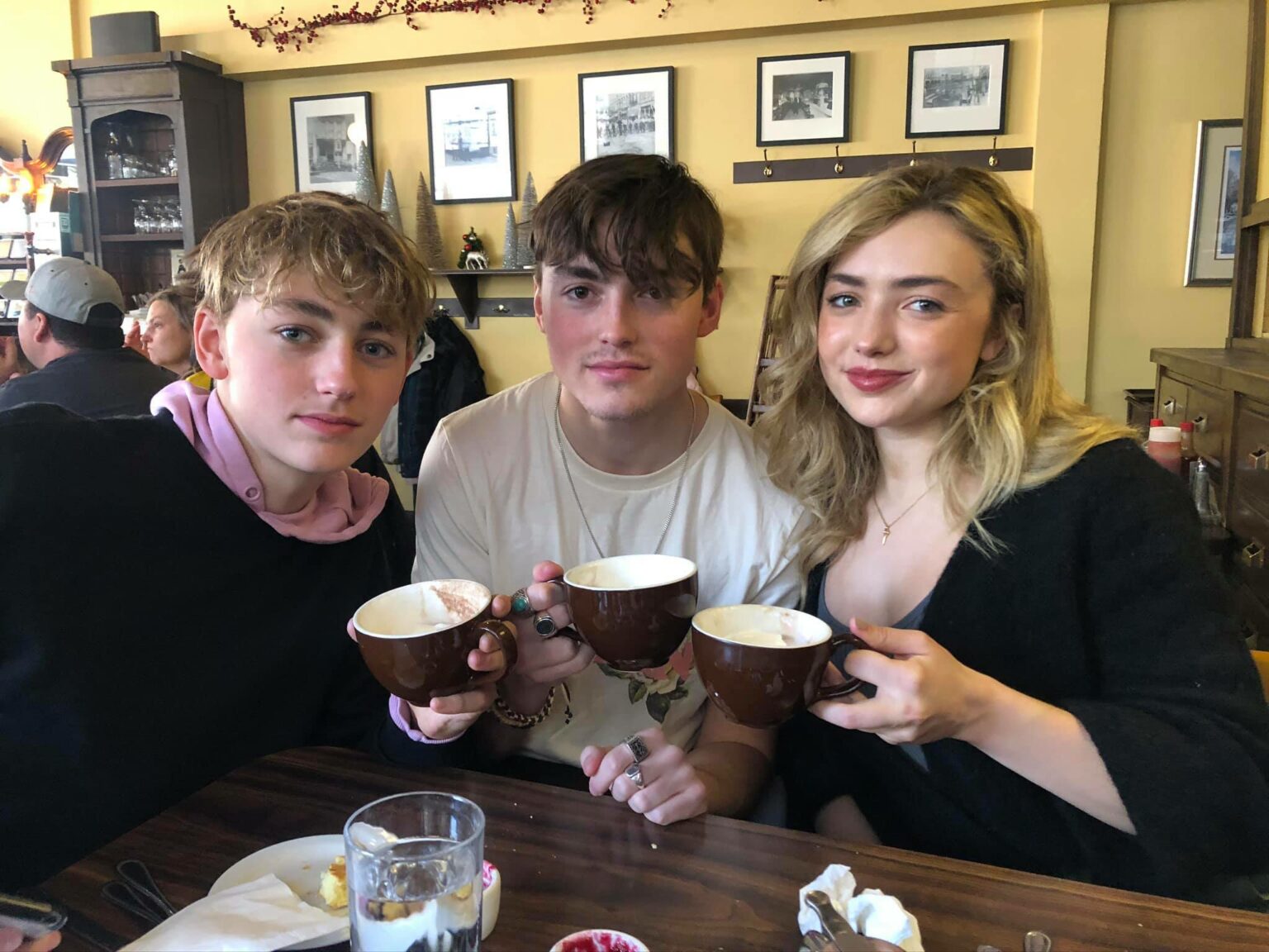 Who is Suzanne List? Everything about Peyton List's Mother